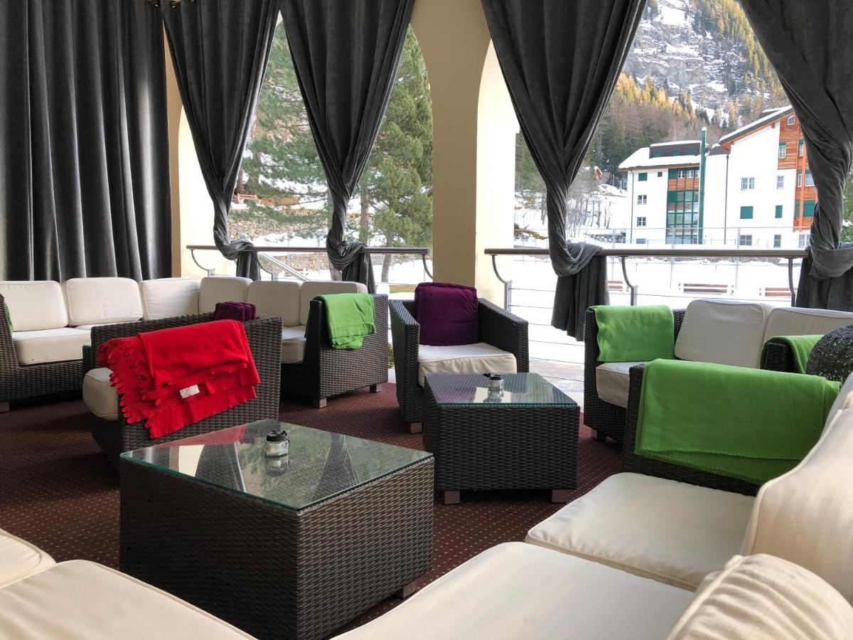 Thermal Hotels & Walliser Alpentherme Leukerbad Ngoại thất bức ảnh