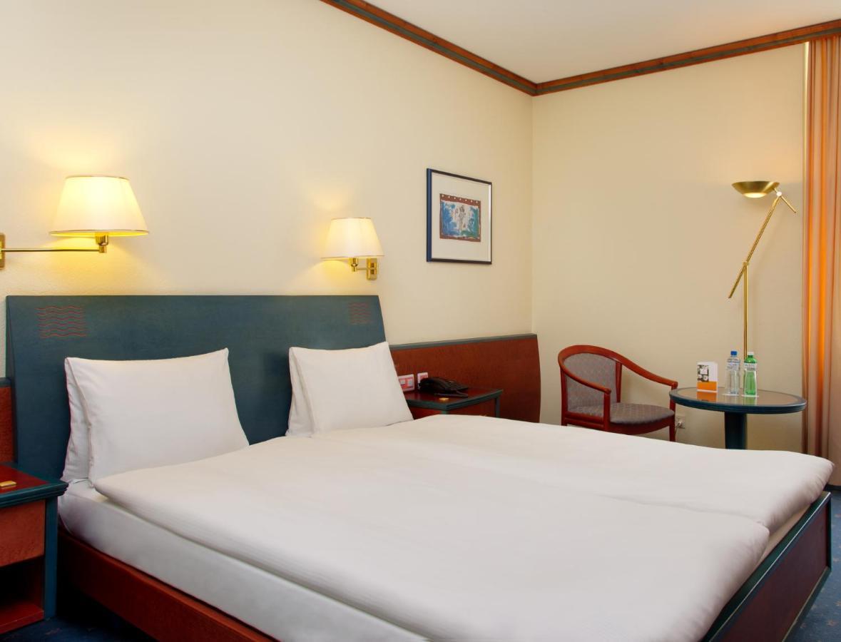 Thermal Hotels & Walliser Alpentherme Leukerbad Phòng bức ảnh